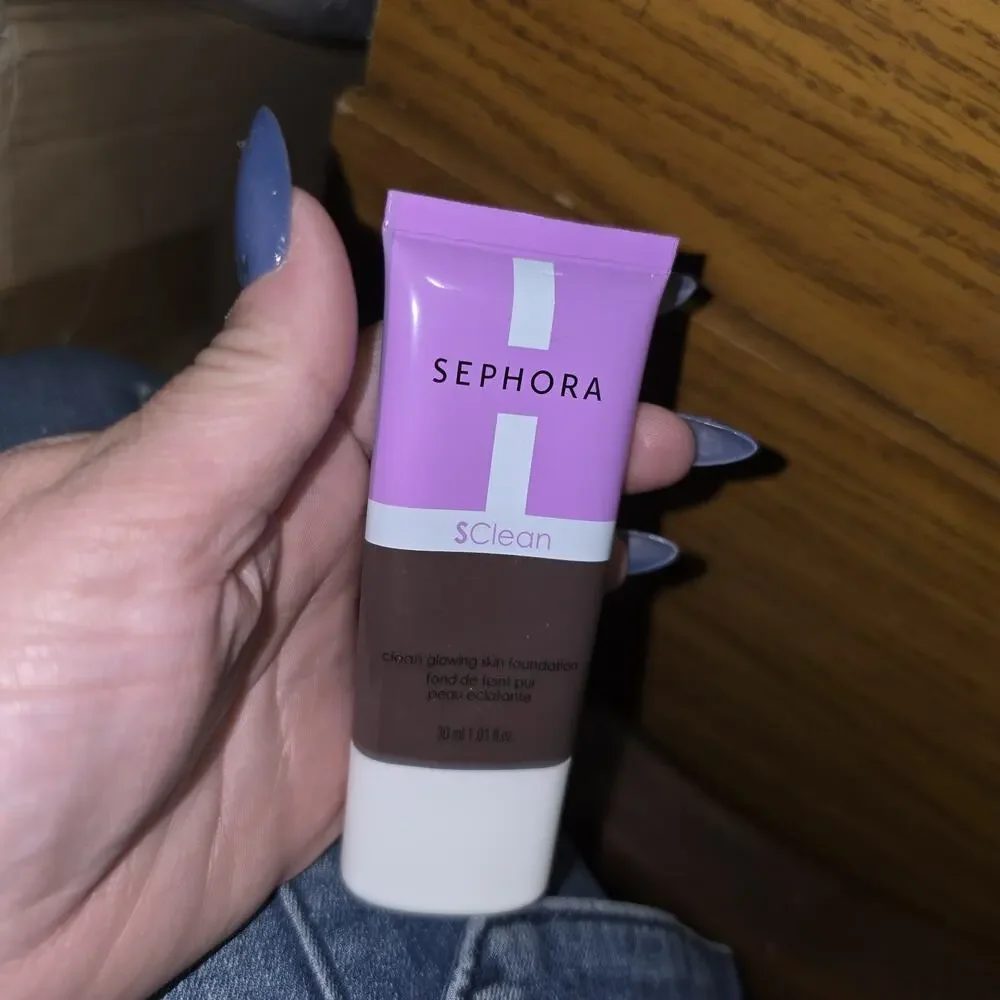 Sephora S Clean Glowing Skin Foundation 39 New Sealed